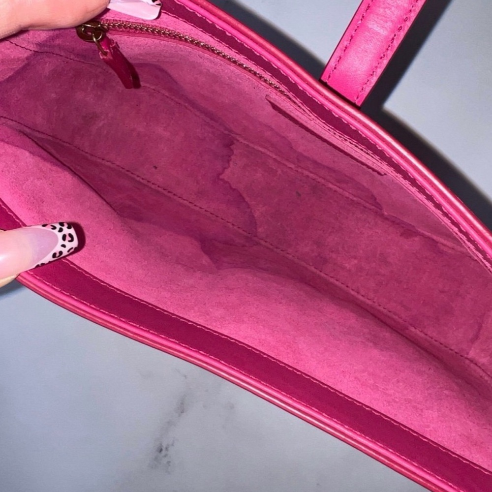 Yves Saint Laurent Le 5 a 7 Fuchsia Shoulder Bag - Picture 7 of 8